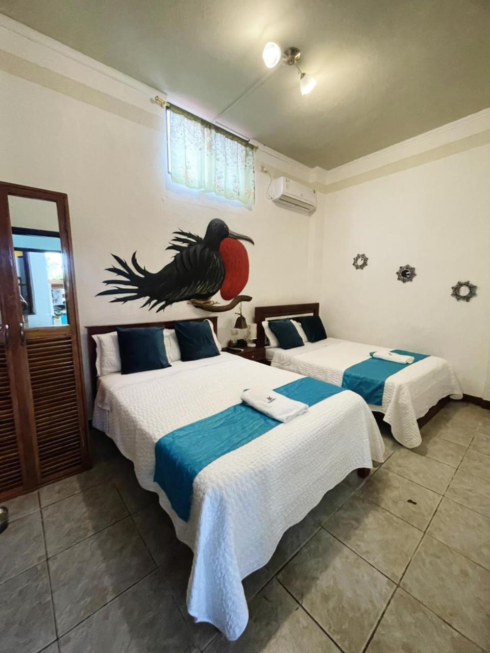 Suite Galarous Island Пуэрто-Айора Экстерьер фото